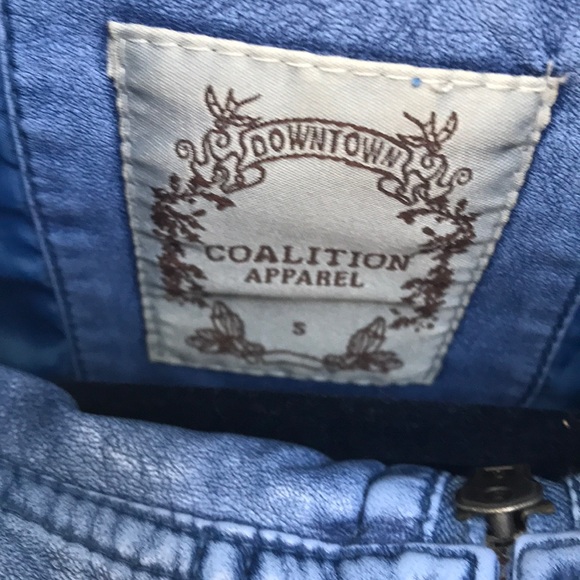 Blue pleather jacket - Picture 3 of 3